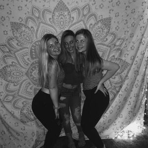 Meet your Posher, Starrasia